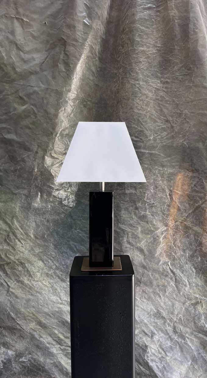 Lampada Encre Noire, finitura nero lucido